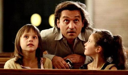 娱乐吃瓜酱爸妈在线观看,揭秘明星家庭温馨瞬间